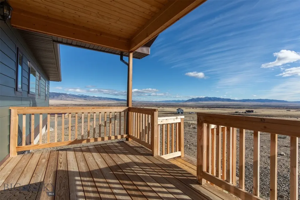 420 Melrose Road Twin Bridges MT 59754
