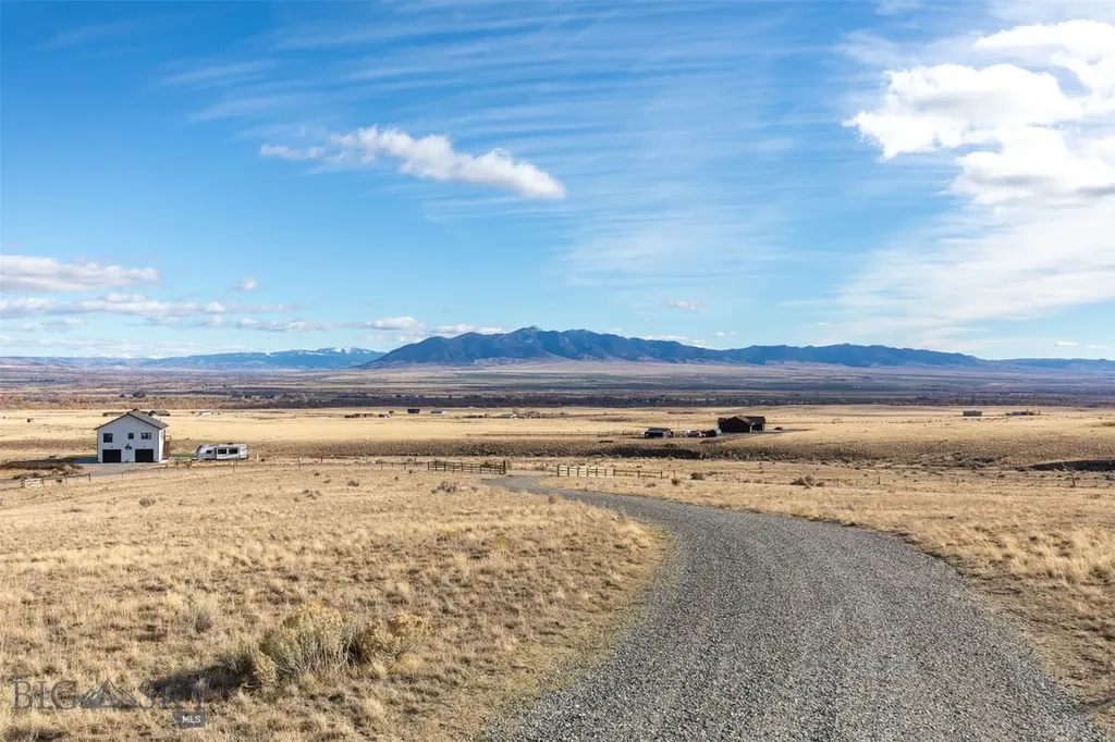 420 Melrose Road Twin Bridges MT 59754