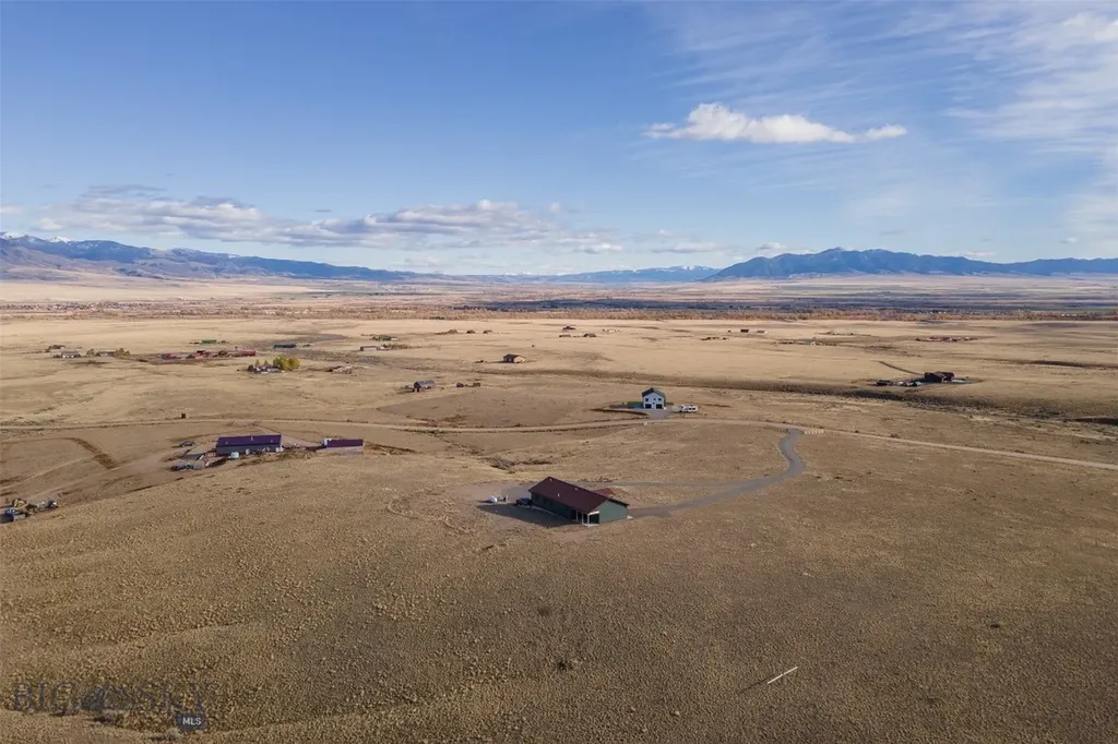 420 Melrose Road Twin Bridges MT 59754