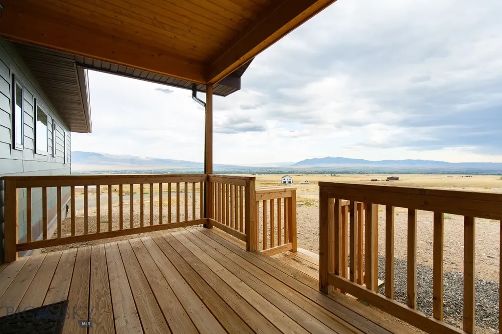 420 Melrose Road Twin Bridges MT 59754
