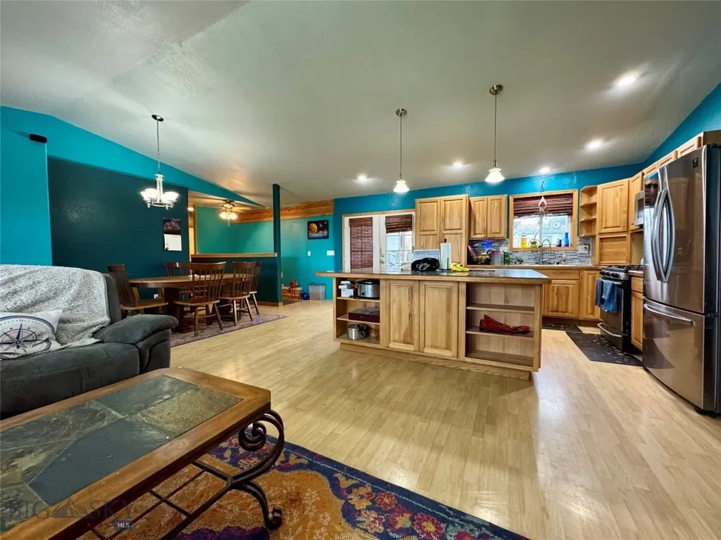 511 Garnier Avenue Livingston MT 59047