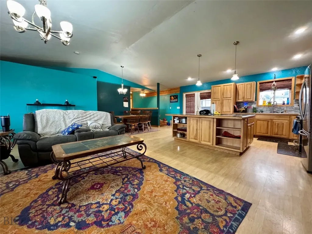 511 Garnier Avenue Livingston MT 59047