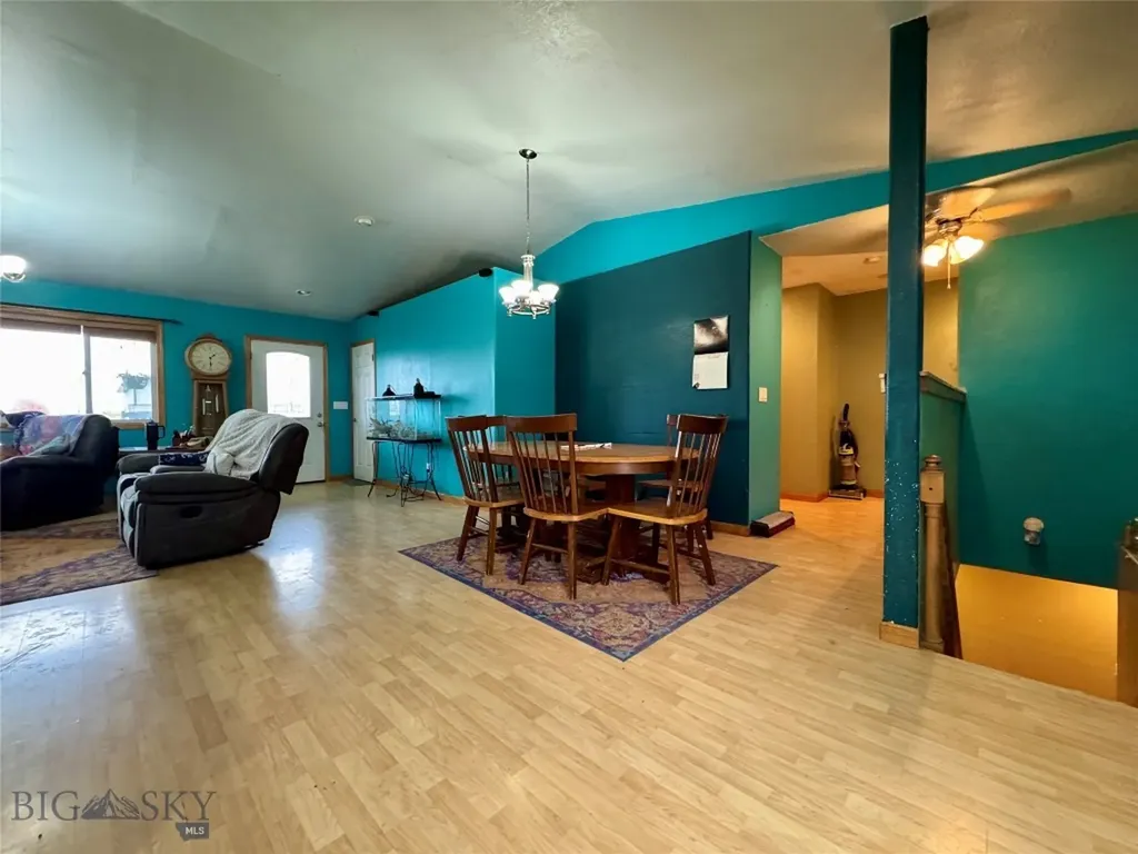 511 Garnier Avenue Livingston MT 59047
