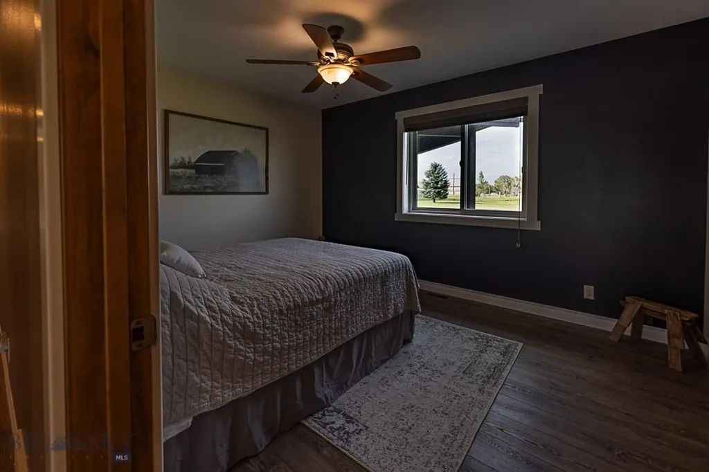 2127 Old Us Highway 91 Cascade MT 59421