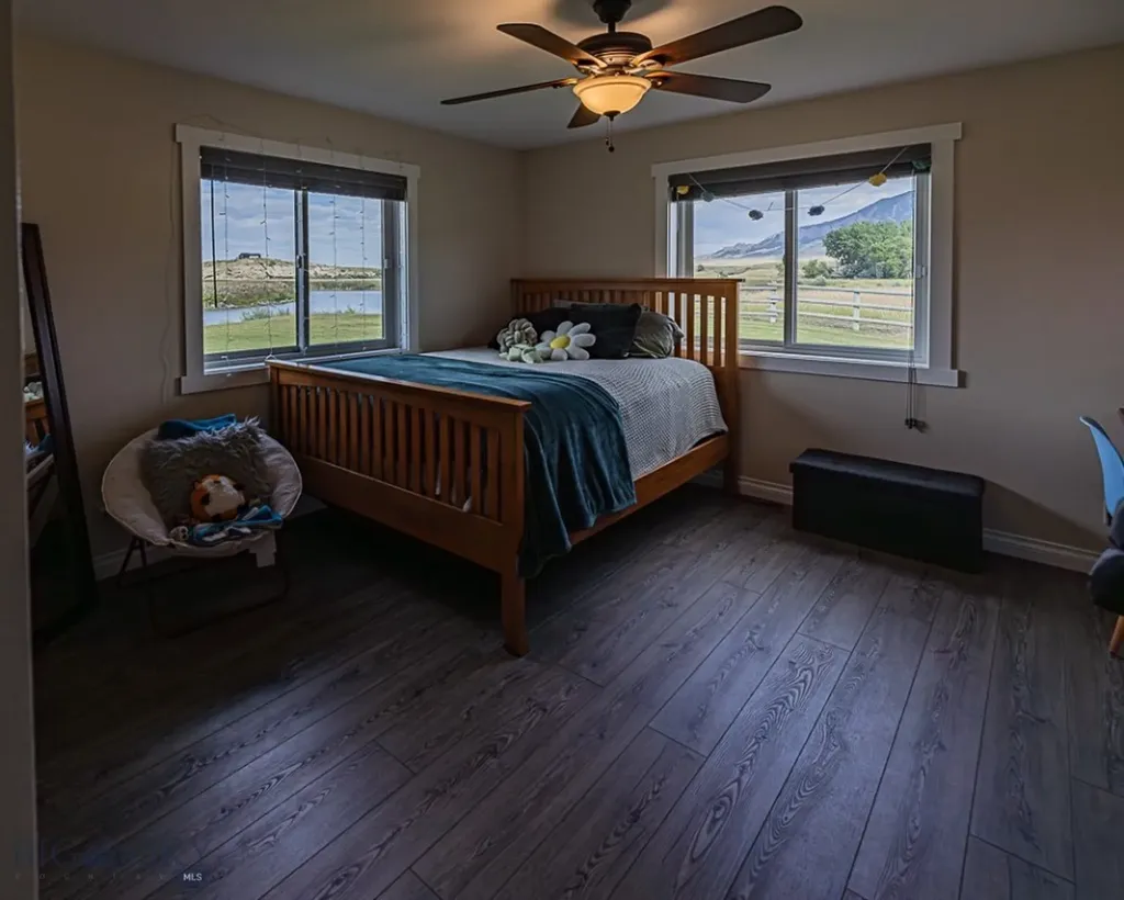 2127 Old Us Highway 91 Cascade MT 59421