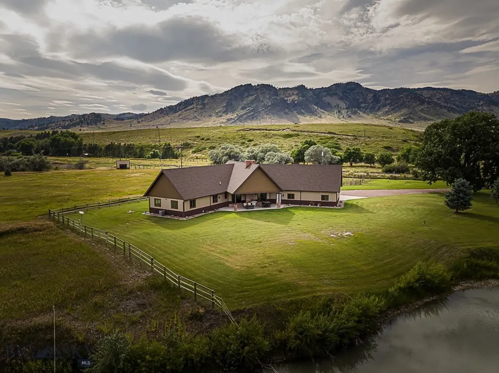2127 Old Us Highway 91 Cascade MT 59421
