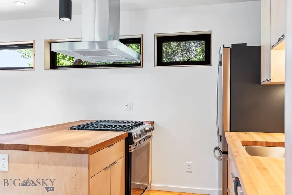 715 N Montana Bozeman MT 59715