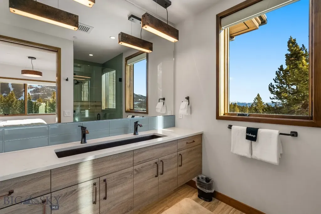 10 Middle Rider Road Big Sky MT 59716