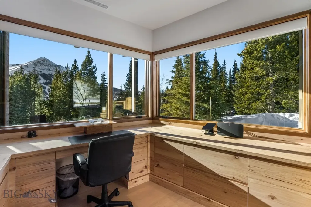10 Middle Rider Road Big Sky MT 59716