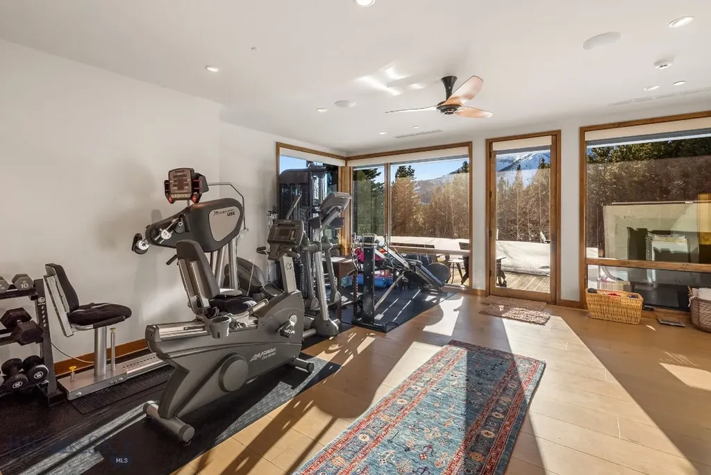 10 Middle Rider Road Big Sky MT 59716