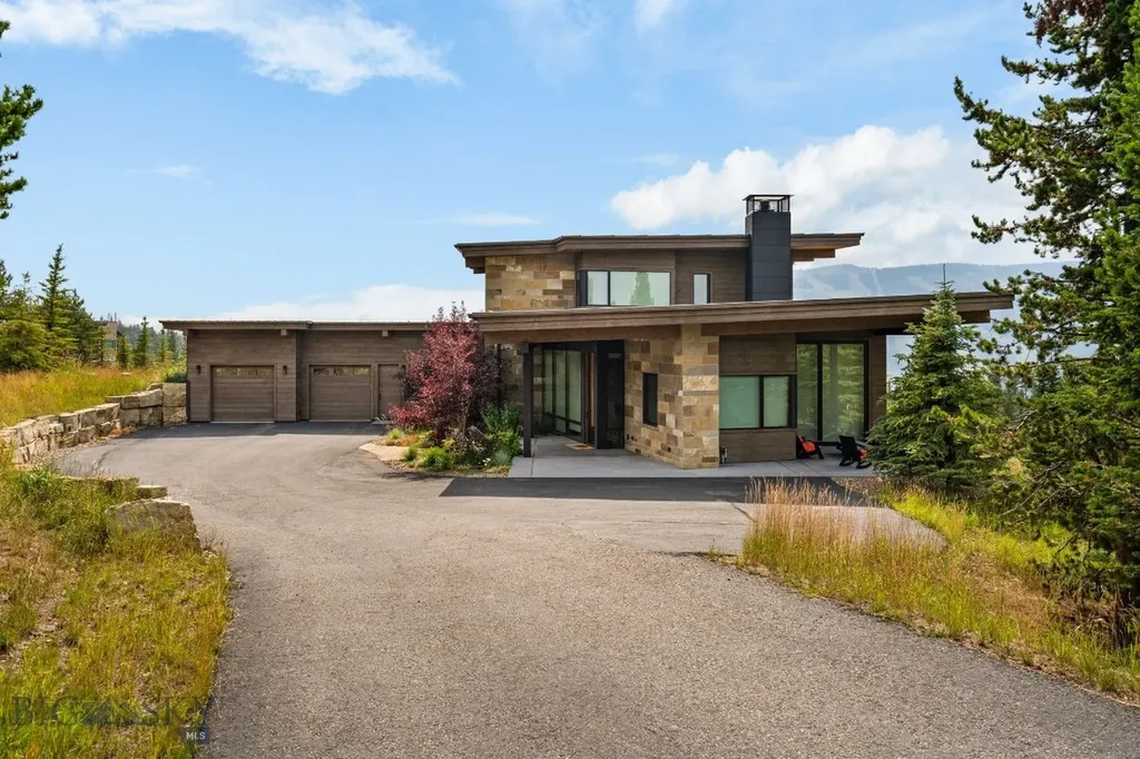 10 Middle Rider Road Big Sky MT 59716