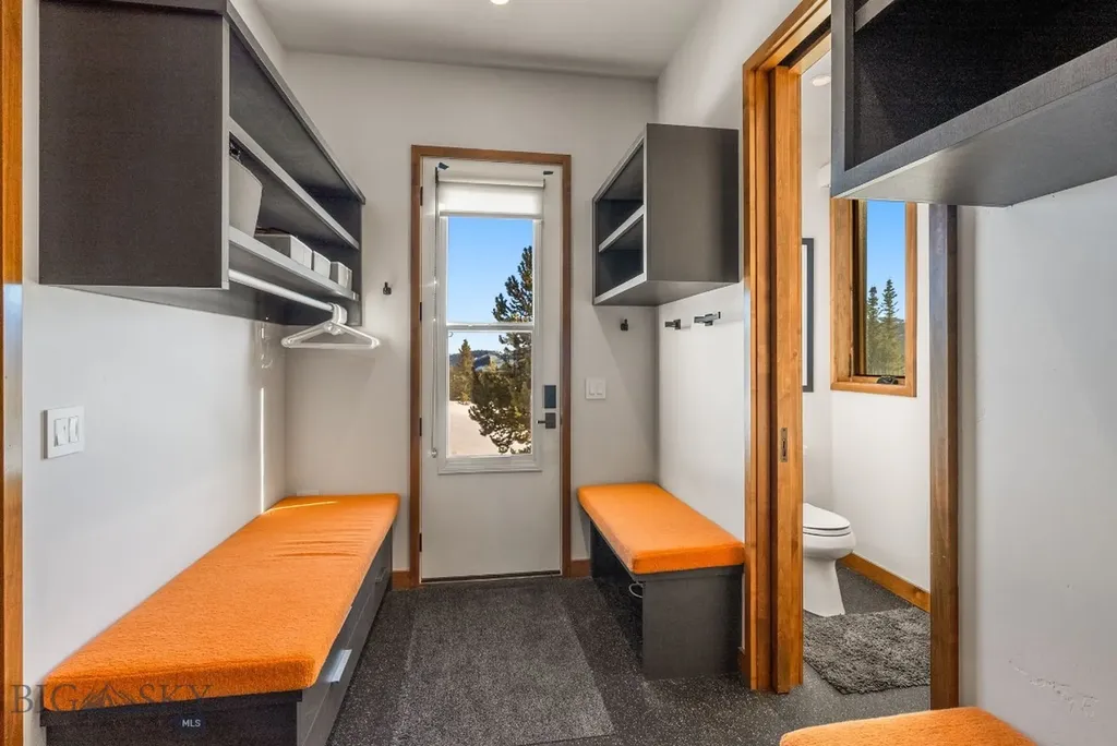 10 Middle Rider Road Big Sky MT 59716