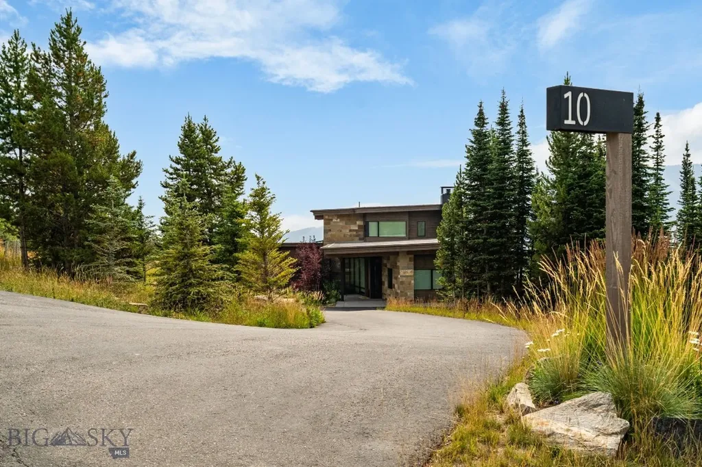 10 Middle Rider Road Big Sky MT 59716