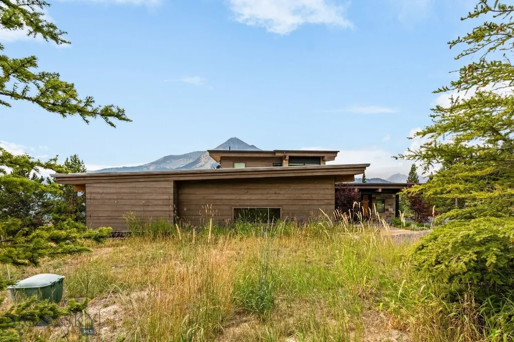 10 Middle Rider Road Big Sky MT 59716