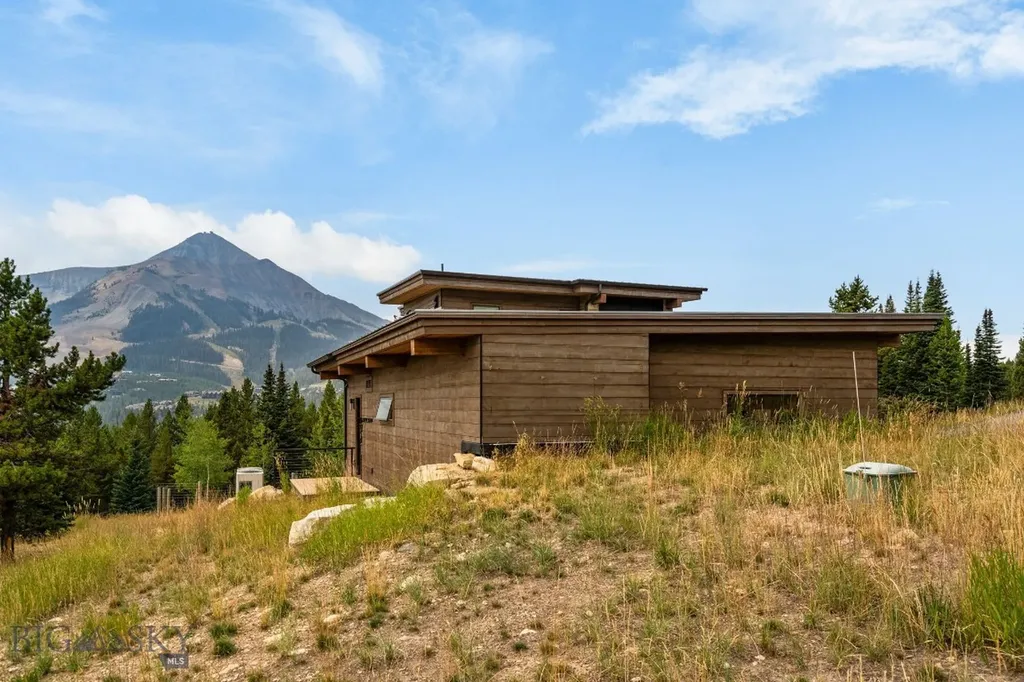 10 Middle Rider Road Big Sky MT 59716