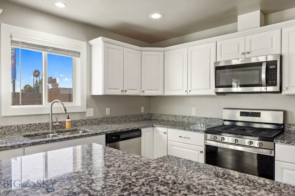 1103 Idaho Street Belgrade MT 59714