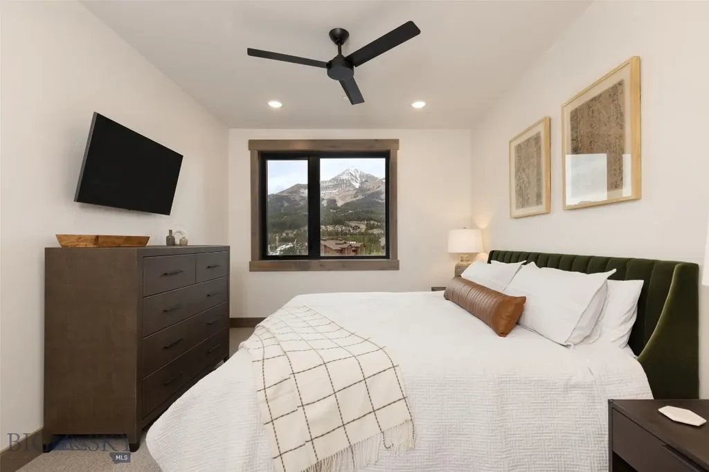 2D Summit View - 302d Big Sky MT 59716