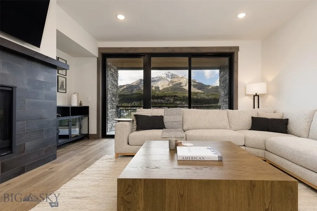 2D Summit View - 302d Big Sky MT 59716