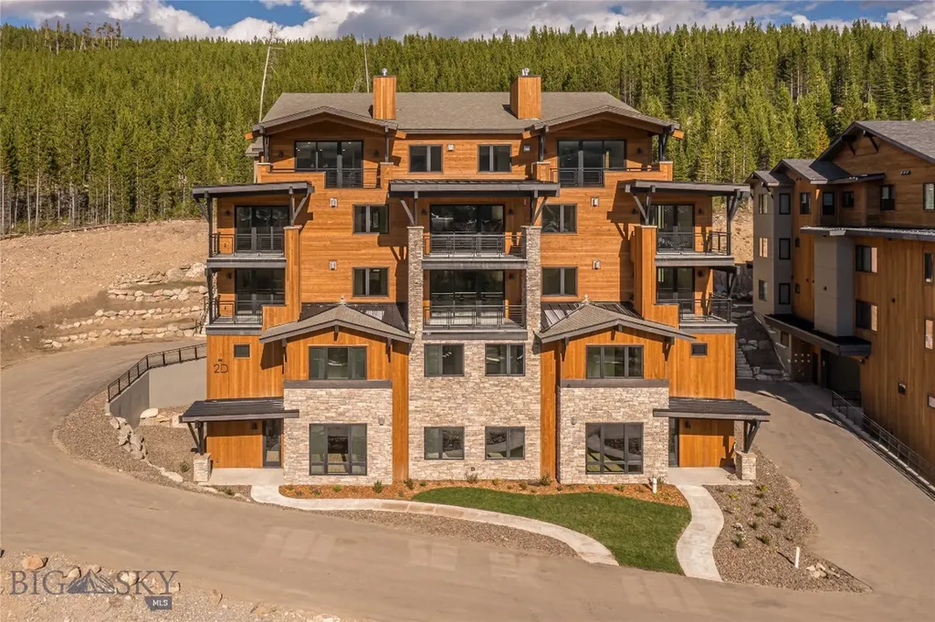2D Summit View - 502d Big Sky MT 59716