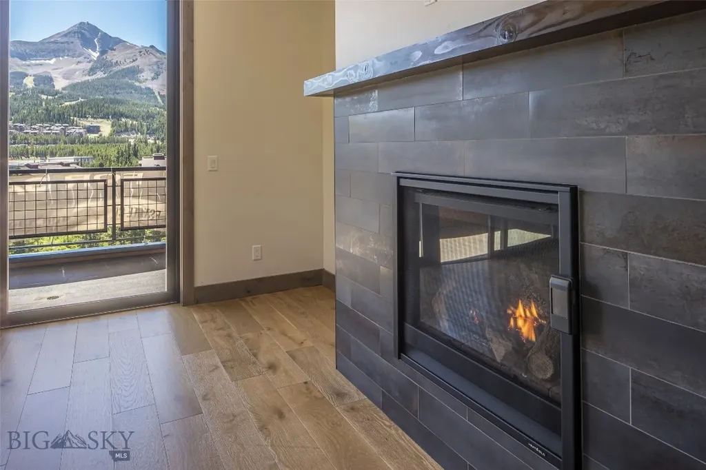 2D Summit View - 502d Big Sky MT 59716