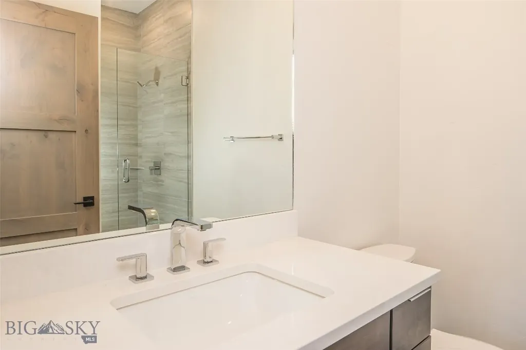 2D Summit View - 502d Big Sky MT 59716