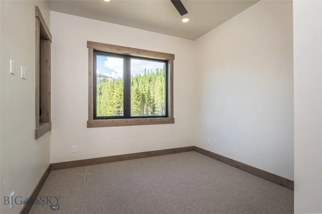 2D Summit View - 502d Big Sky MT 59716