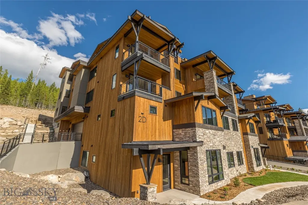 2D Summit View - 502d Big Sky MT 59716