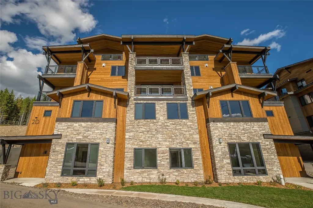 2D Summit View - 502d Big Sky MT 59716