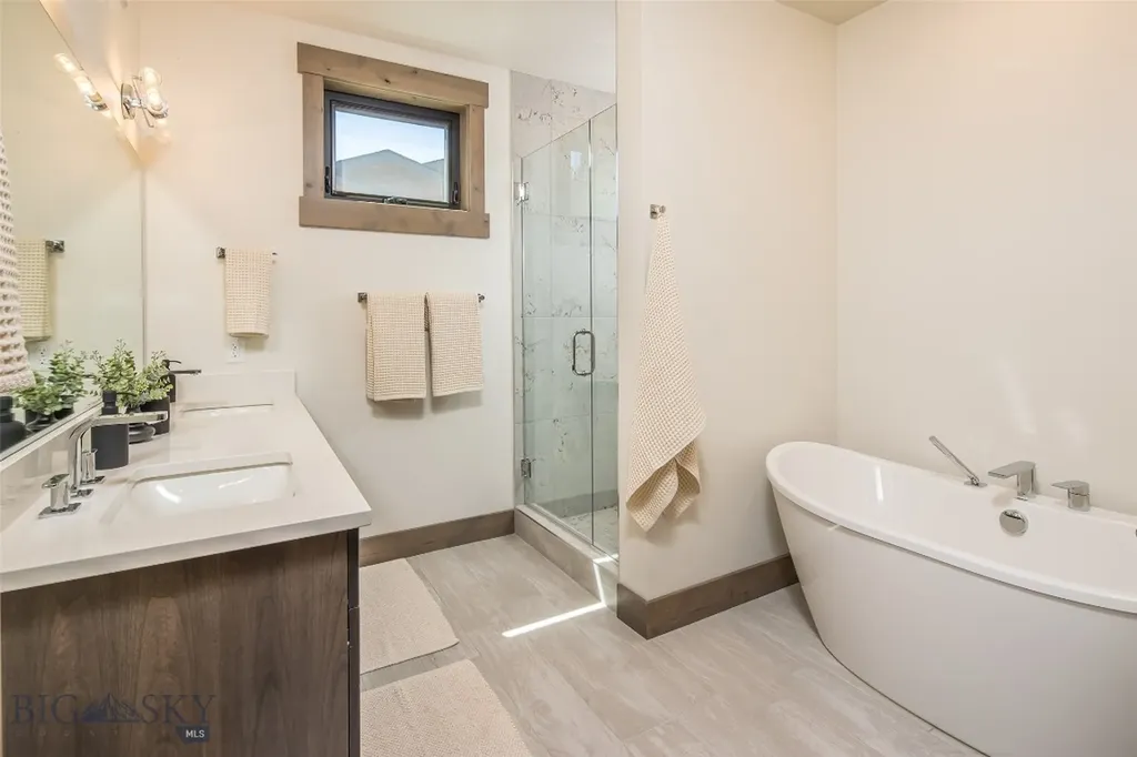 2D Summit View - 403d Big Sky MT 59716