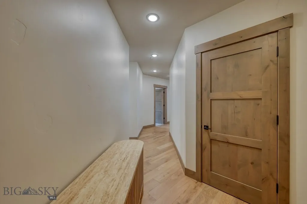 2D Summit View - 403d Big Sky MT 59716