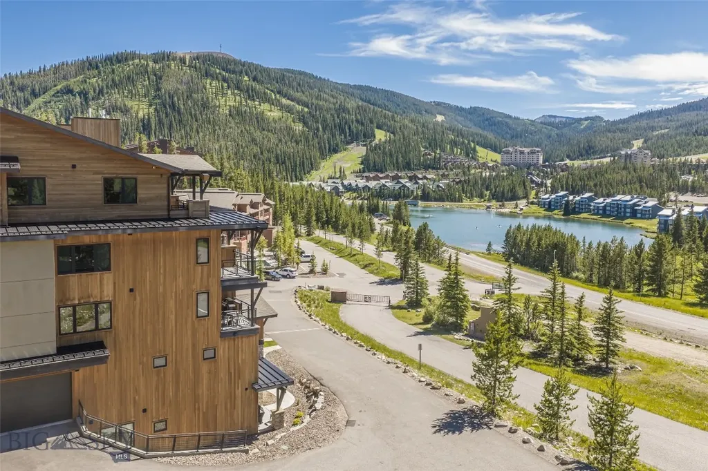 2D Summit View - 403d Big Sky MT 59716