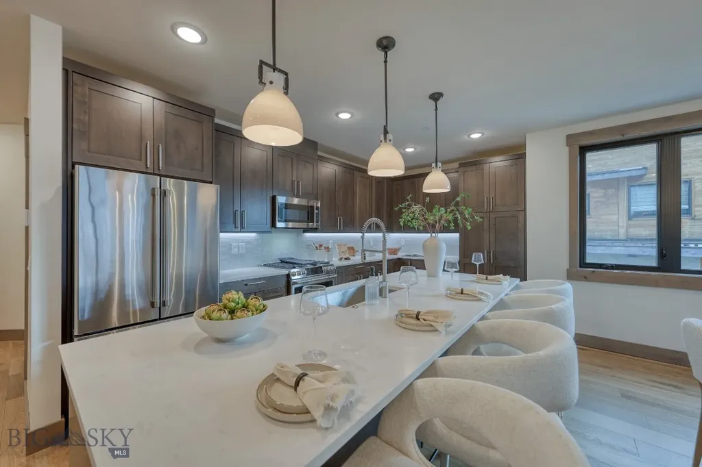 2D Summit View - 403d Big Sky MT 59716