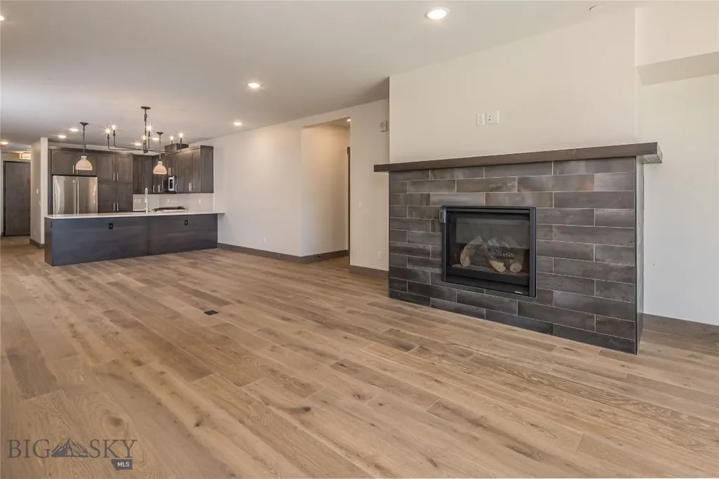2D Summit View - 402d Big Sky MT 59716