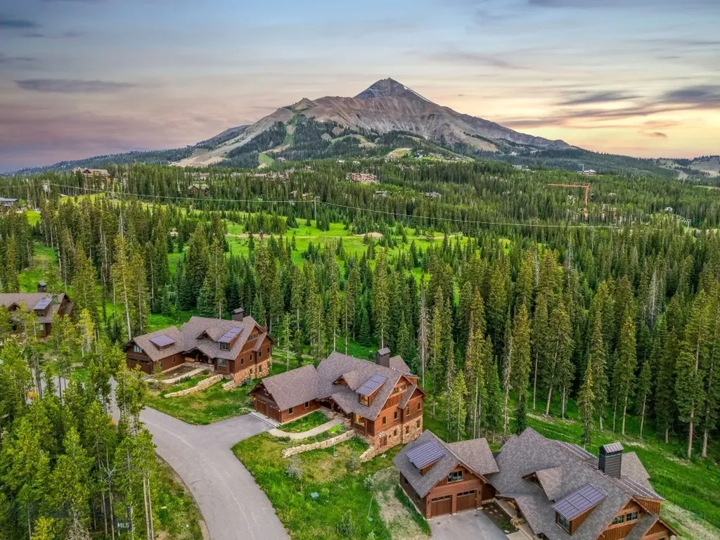 14 Jakes Lane Big Sky MT 59716