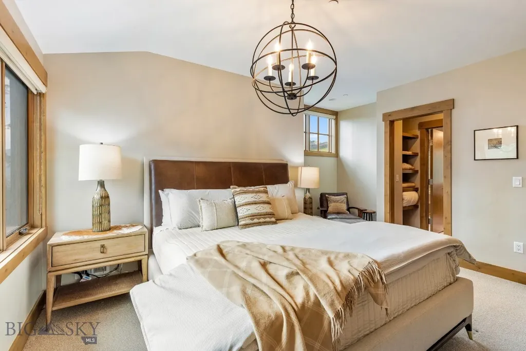 14 Jakes Lane Big Sky MT 59716