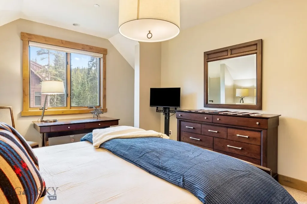 14 Jakes Lane Big Sky MT 59716