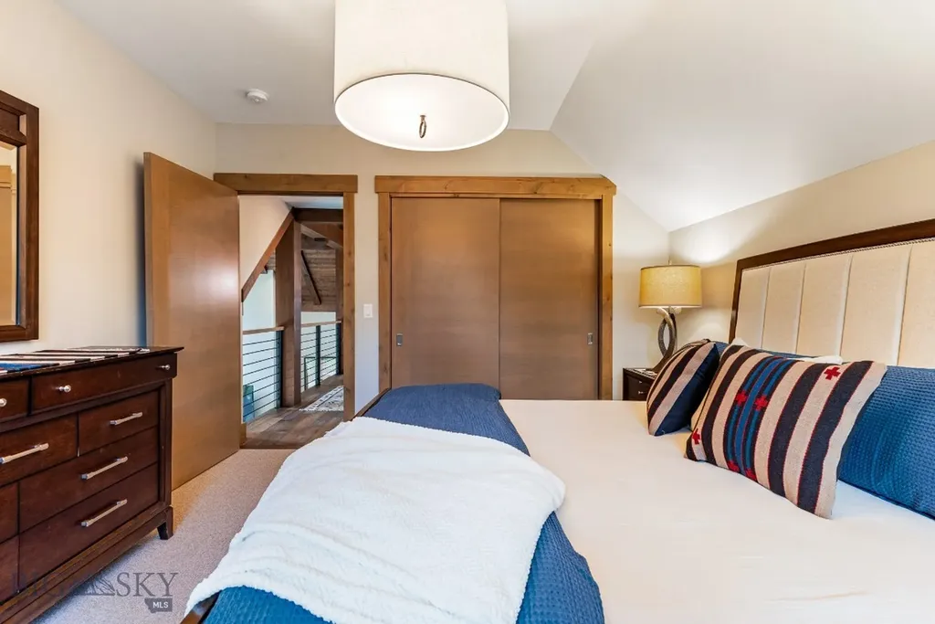 14 Jakes Lane Big Sky MT 59716