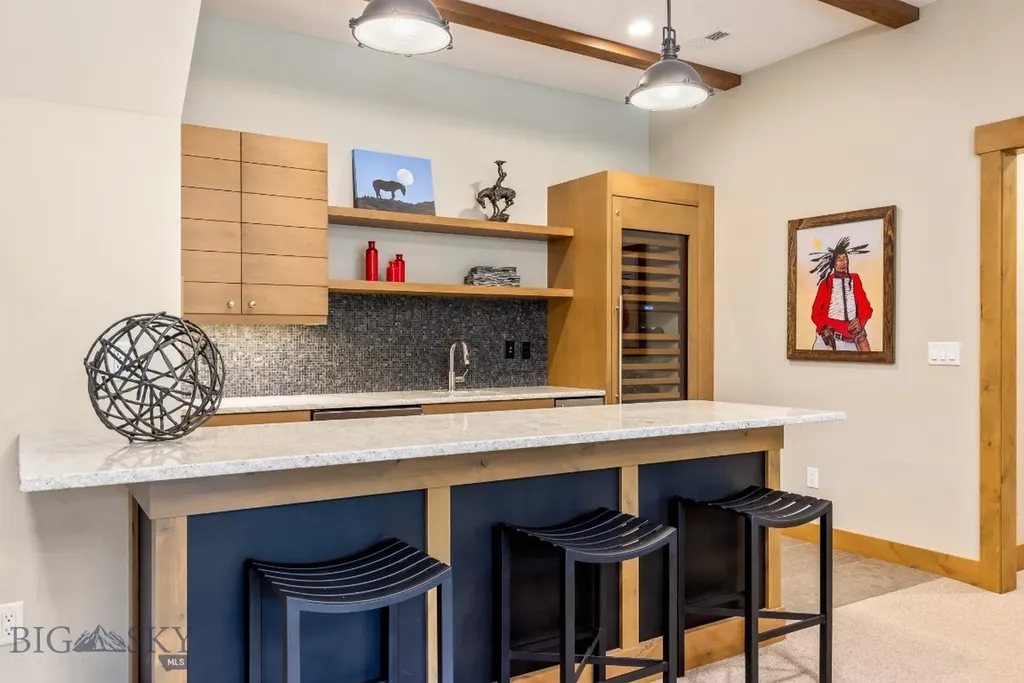 14 Jakes Lane Big Sky MT 59716