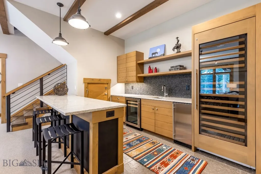 14 Jakes Lane Big Sky MT 59716