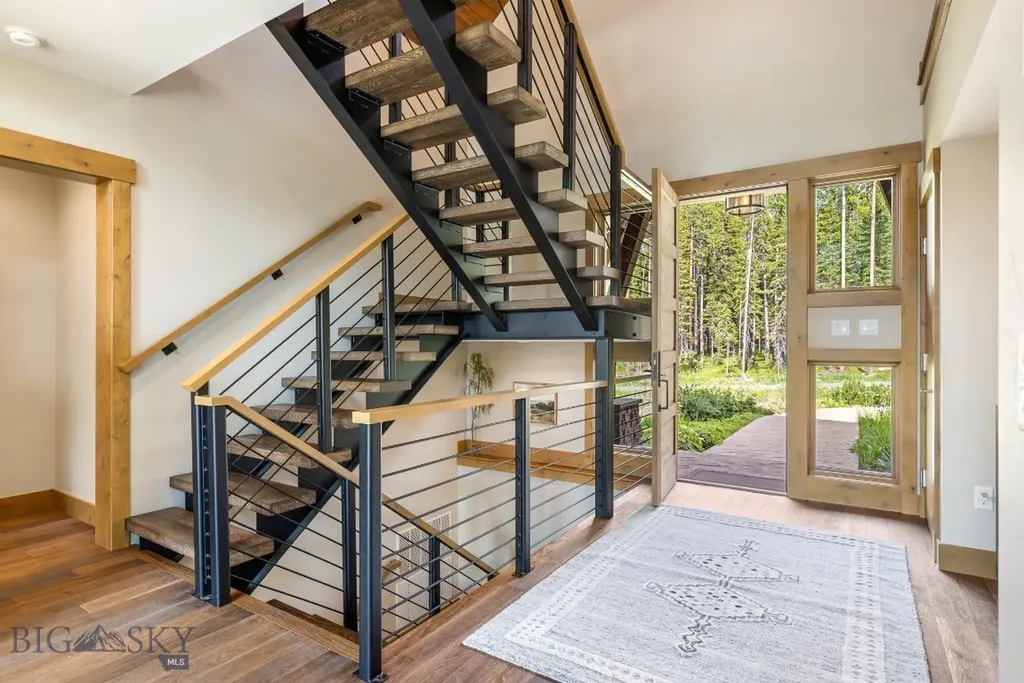 14 Jakes Lane Big Sky MT 59716