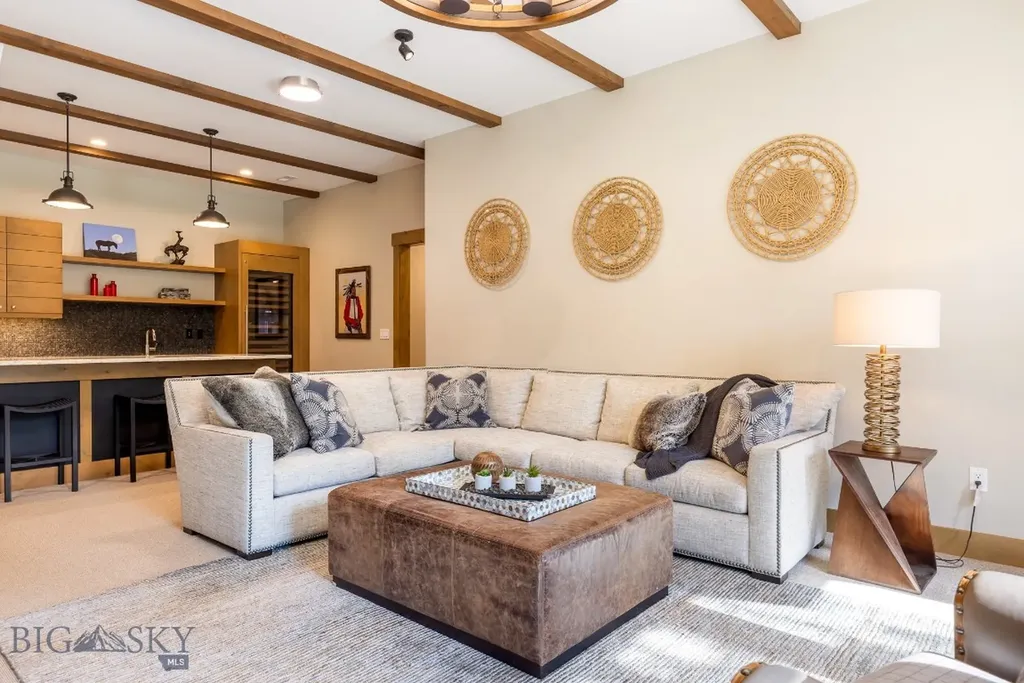 14 Jakes Lane Big Sky MT 59716