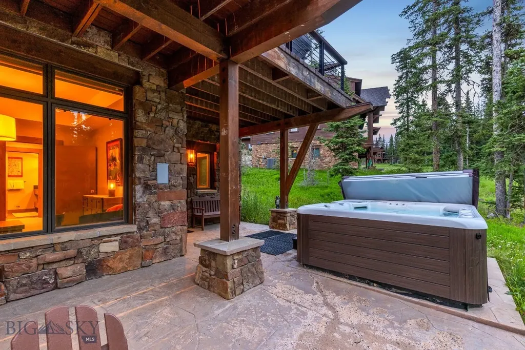 14 Jakes Lane Big Sky MT 59716