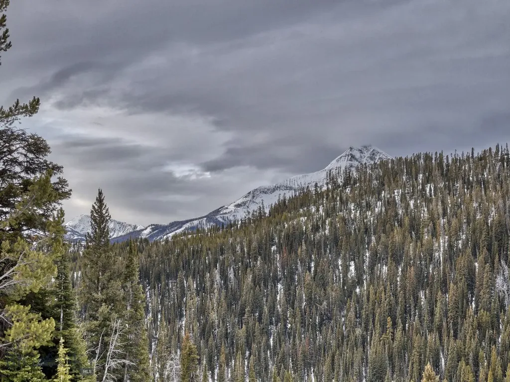 Lot 16 Beehive Basin Road Big Sky MT 59716