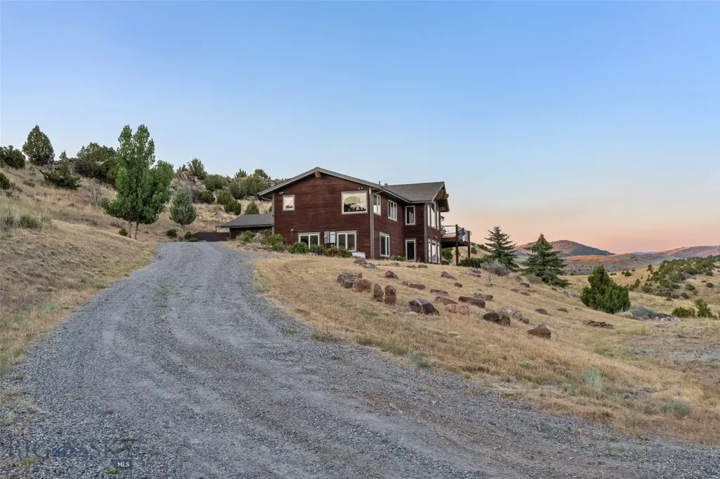 145 S River Connection Manhattan MT 59741