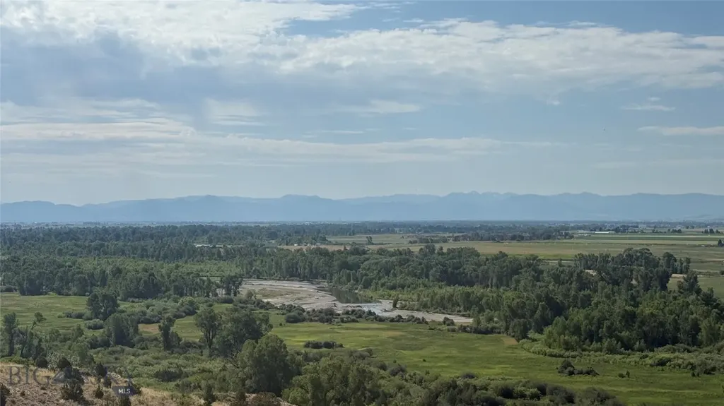 145 S River Connection Manhattan MT 59741