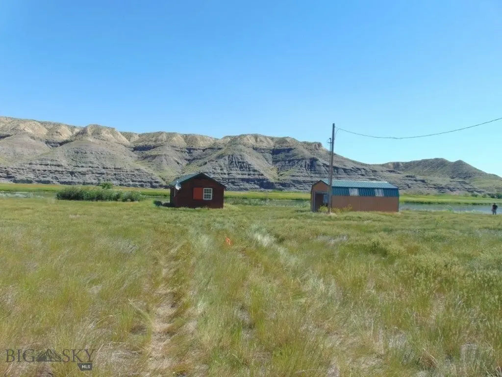 3391 Vernon Road Highwood MT 59450