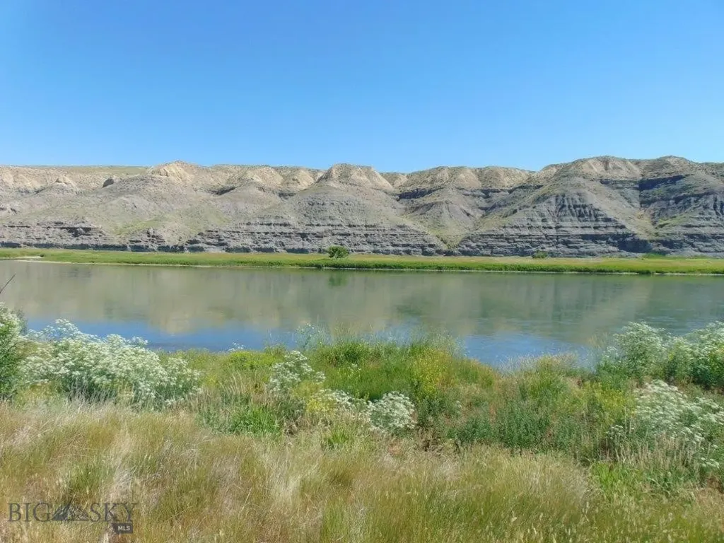 3391 Vernon Road Highwood MT 59450