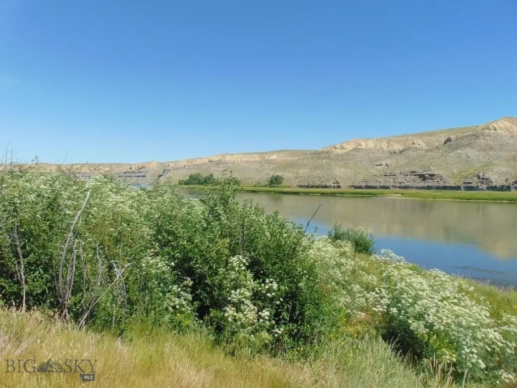 3391 Vernon Road Highwood MT 59450