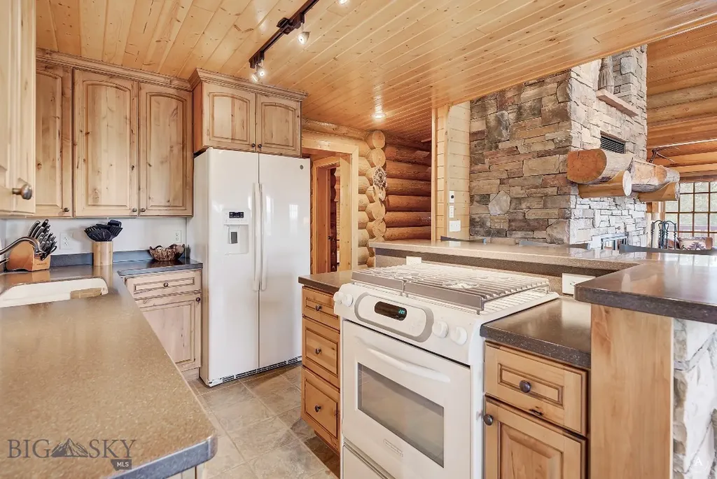 2988 Moose Gulch Elliston MT 59728
