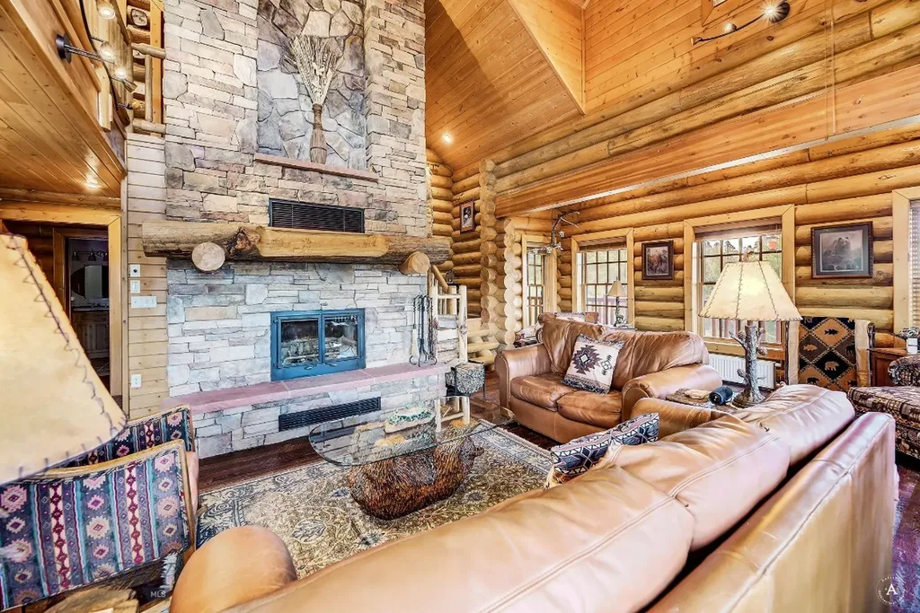 2988 Moose Gulch Elliston MT 59728